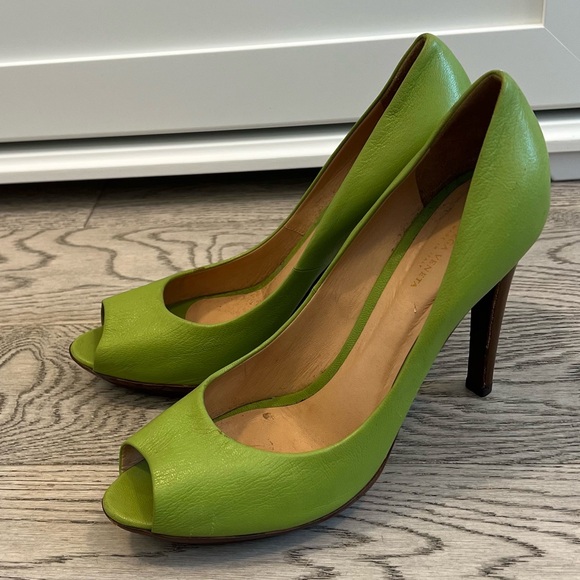 Bottega Veneta Green Leather Peep Toe Pump Size 40.5 / 7.5 - Picture 7 of 7
